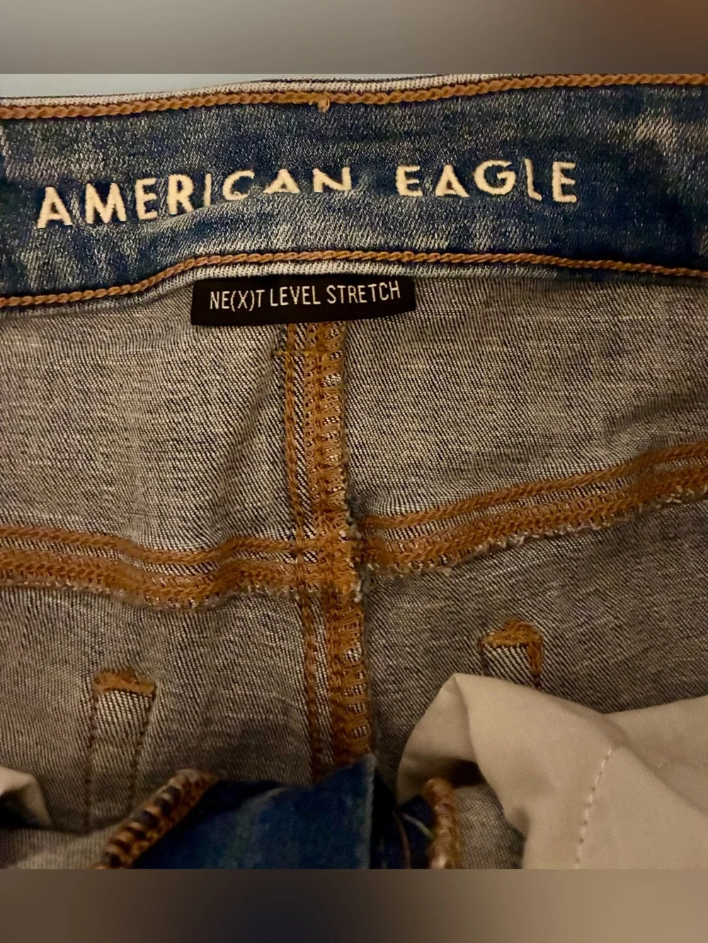 American Eagle Outfitters Distressed Rolled-Hem Denim Shorts - Dark Blue🌺